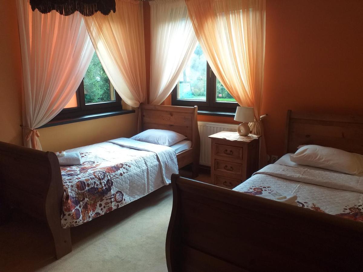 Zajazd Pod Chmurka Rabka-Zdrój Esterno foto