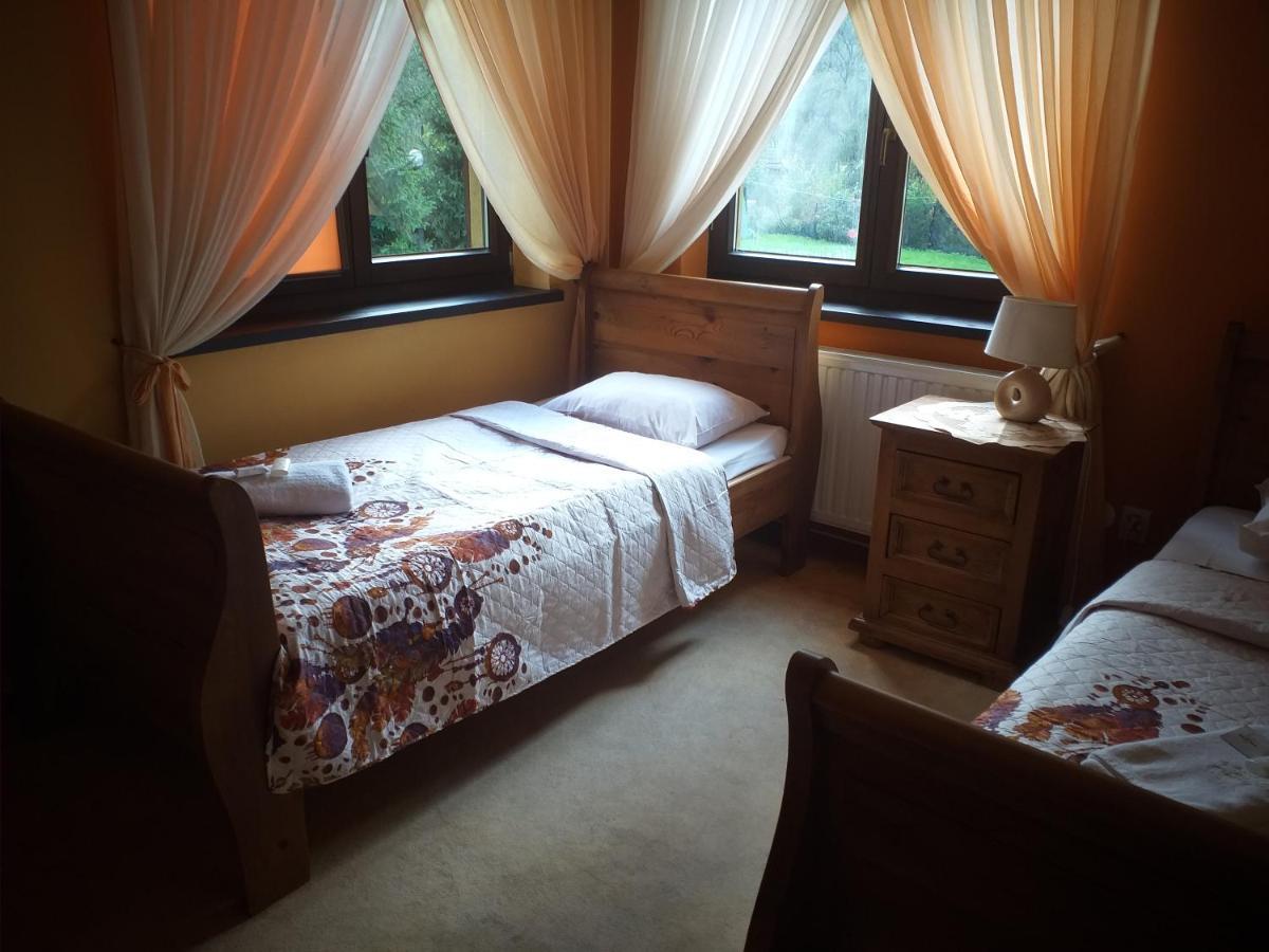 Zajazd Pod Chmurka Rabka-Zdrój Esterno foto