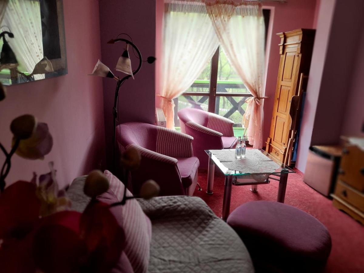 Zajazd Pod Chmurka Rabka-Zdrój Esterno foto