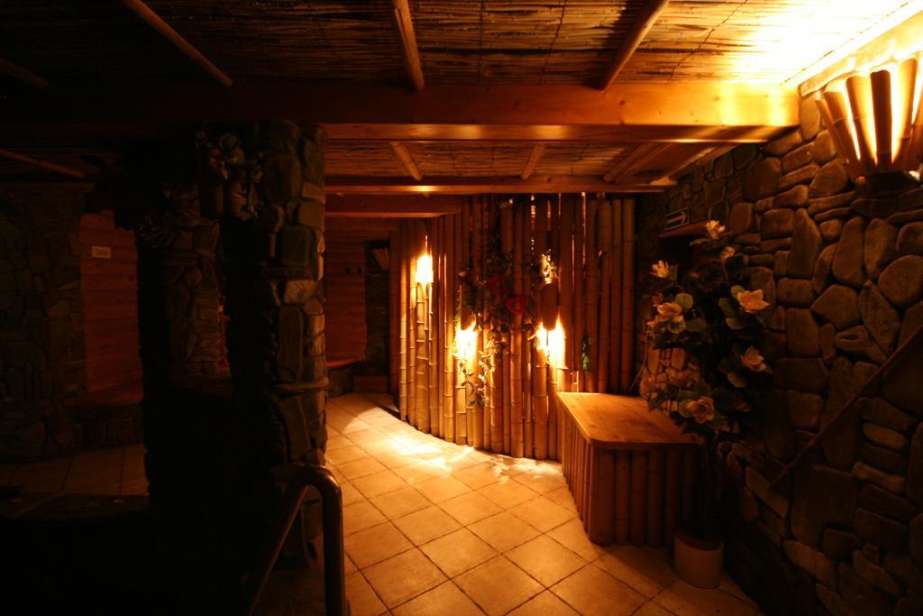 Zajazd Pod Chmurka Rabka-Zdrój Esterno foto